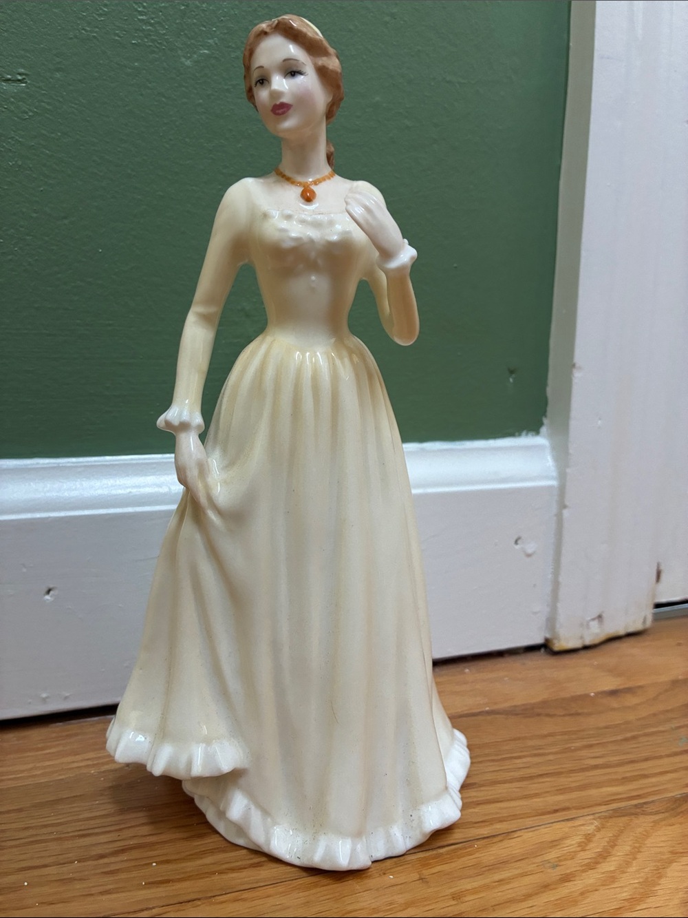 2002 Royal Doulton Cream and White Porcelain Lady Figurine
